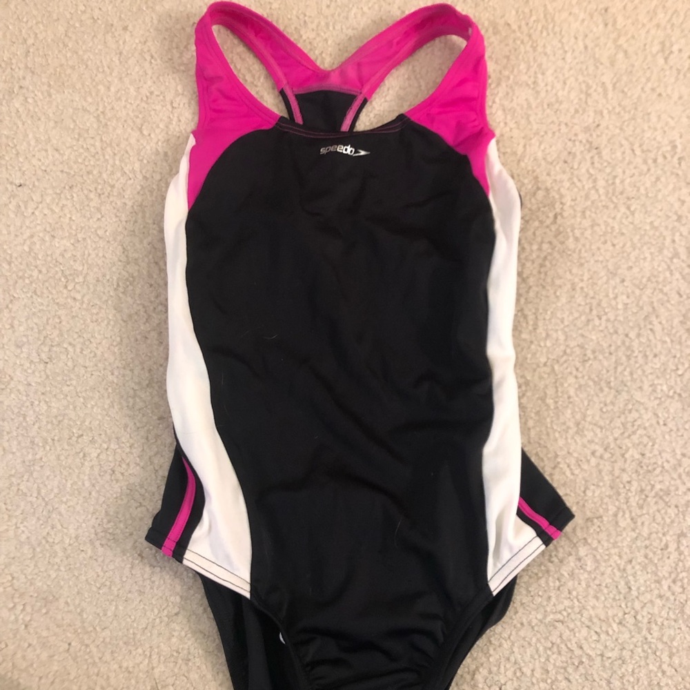 Girls speedo swimsuit
